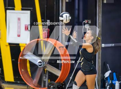 Thumbnail 3 in Agoura @ Newbury Park photogallery.