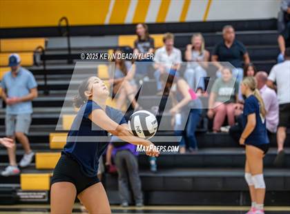 Thumbnail 1 in Agoura @ Newbury Park photogallery.