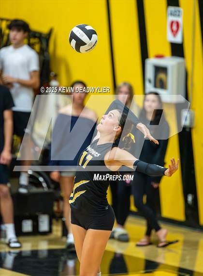 Thumbnail 2 in Agoura @ Newbury Park photogallery.