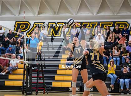 Thumbnail 3 in Agoura @ Newbury Park photogallery.