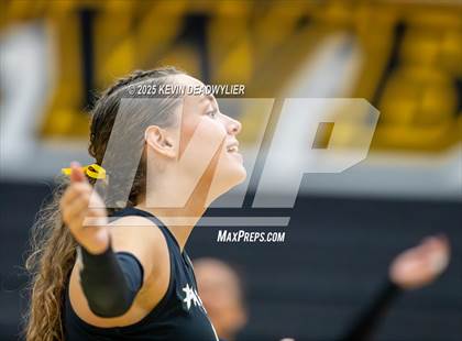 Thumbnail 1 in Agoura @ Newbury Park photogallery.