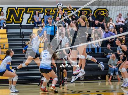 Thumbnail 1 in Agoura @ Newbury Park photogallery.