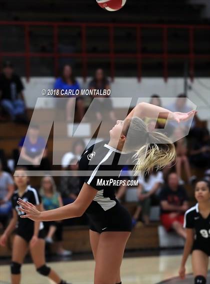 Thumbnail 1 in Alta Loma @ Glendora photogallery.