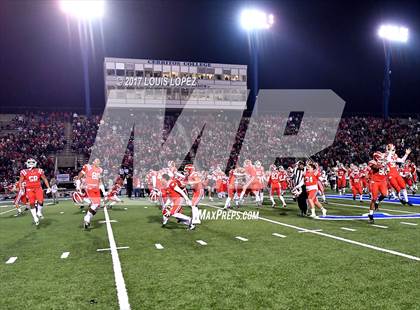 Thumbnail 2 in Mater Dei vs. St. John Bosco (CIF SS D1 Final) photogallery.