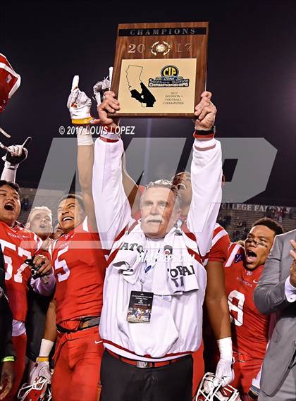 Thumbnail 1 in Mater Dei vs. St. John Bosco (CIF SS D1 Final) photogallery.