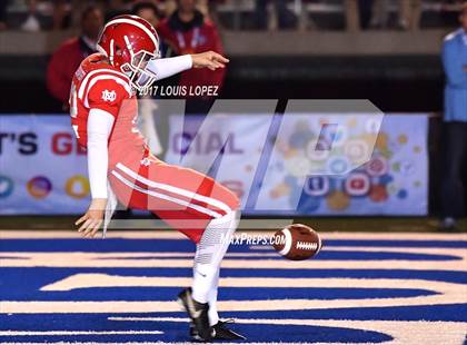 Thumbnail 2 in Mater Dei vs. St. John Bosco (CIF SS D1 Final) photogallery.