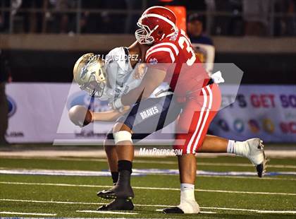 Thumbnail 2 in Mater Dei vs. St. John Bosco (CIF SS D1 Final) photogallery.