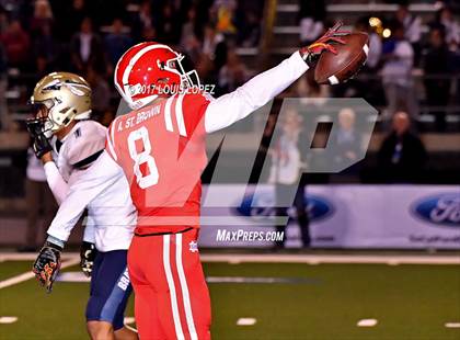 Thumbnail 1 in Mater Dei vs. St. John Bosco (CIF SS D1 Final) photogallery.