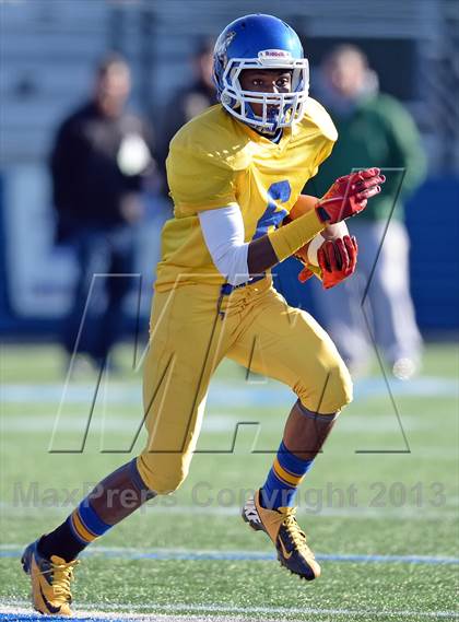 Thumbnail 1 in Babylon vs. Roosevelt (Long Island Class IV Final) photogallery.