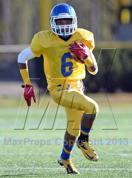 Thumbnail 3 in Babylon vs. Roosevelt (Long Island Class IV Final) photogallery.