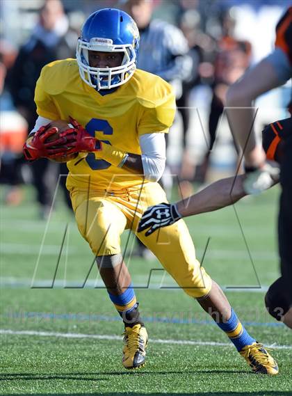 Thumbnail 2 in Babylon vs. Roosevelt (Long Island Class IV Final) photogallery.