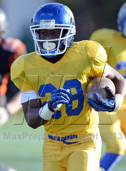 Thumbnail 1 in Babylon vs. Roosevelt (Long Island Class IV Final) photogallery.