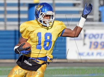 Thumbnail 1 in Babylon vs. Roosevelt (Long Island Class IV Final) photogallery.