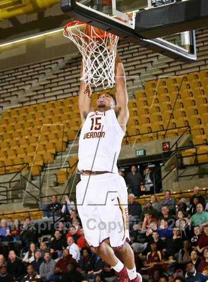 Thumbnail 2 in Mt. Vernon vs Bishop Kearney (West Point Military Academy) photogallery.