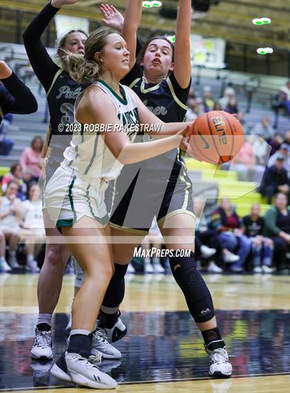 Thumbnail 1 in Palmer vs Scurry-Rosser (Play-in Playoff Game) photogallery.