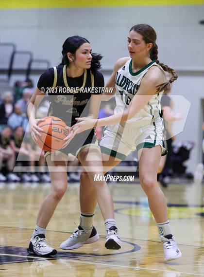Thumbnail 3 in Palmer vs Scurry-Rosser (Play-in Playoff Game) photogallery.