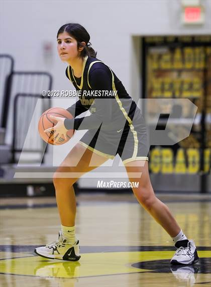 Thumbnail 3 in Palmer vs Scurry-Rosser (Play-in Playoff Game) photogallery.