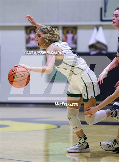 Thumbnail 3 in Palmer vs Scurry-Rosser (Play-in Playoff Game) photogallery.
