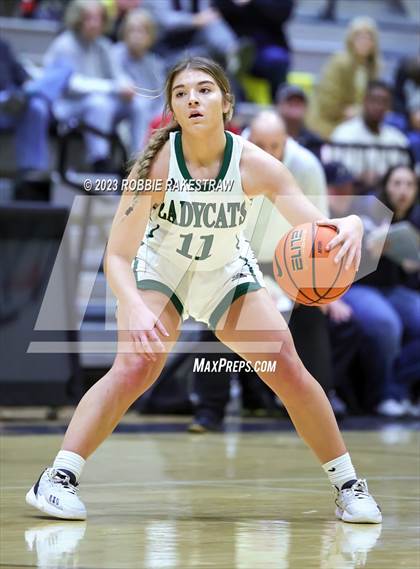 Thumbnail 2 in Palmer vs Scurry-Rosser (Play-in Playoff Game) photogallery.