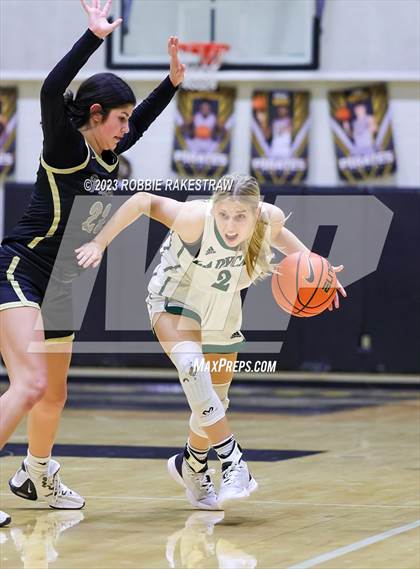 Thumbnail 2 in Palmer vs Scurry-Rosser (Play-in Playoff Game) photogallery.