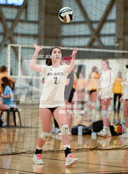 Thumbnail 2 in Del Norte vs Westview (Southern California Invitational) photogallery.