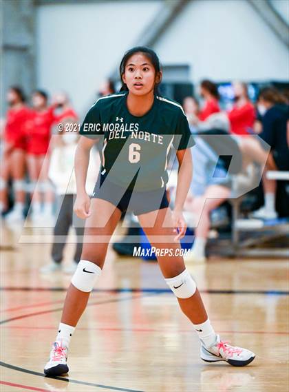 Thumbnail 1 in Del Norte vs Westview (Southern California Invitational) photogallery.