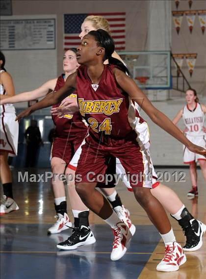 Thumbnail 2 in Liberty vs. Bella Vista (Coaches vs. Cancer) photogallery.