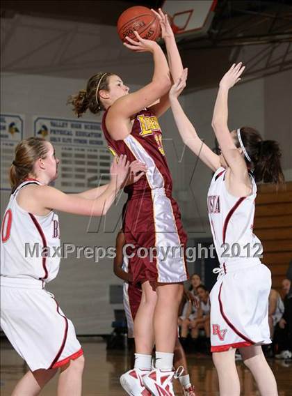 Thumbnail 3 in Liberty vs. Bella Vista (Coaches vs. Cancer) photogallery.