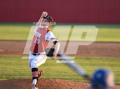 Thumbnail 2 in Connally @ Lorena photogallery.