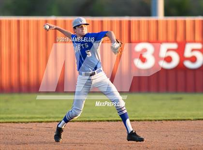 Thumbnail 1 in Connally @ Lorena photogallery.