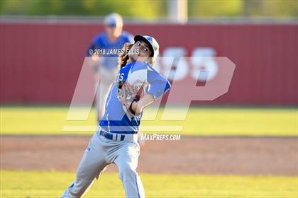 Thumbnail 1 in Connally @ Lorena photogallery.