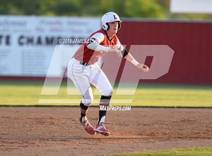 Thumbnail 2 in Connally @ Lorena photogallery.