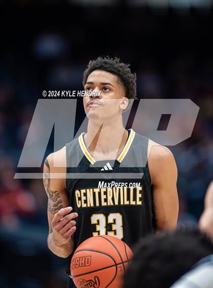 Thumbnail 3 in St. Ignatius vs. Centerville (OHSAA Division I Final) photogallery.