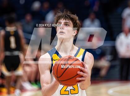 Thumbnail 2 in St. Ignatius vs. Centerville (OHSAA Division I Final) photogallery.