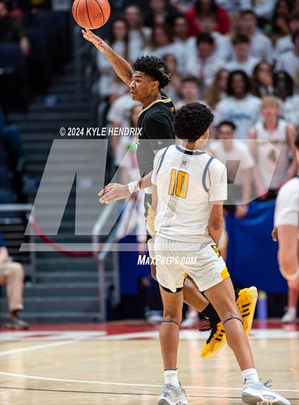 Thumbnail 3 in St. Ignatius vs. Centerville (OHSAA Division I Final) photogallery.