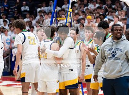 Thumbnail 1 in St. Ignatius vs. Centerville (OHSAA Division I Final) photogallery.