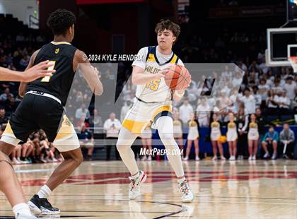 Thumbnail 2 in St. Ignatius vs. Centerville (OHSAA Division I Final) photogallery.