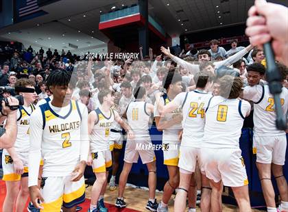 Thumbnail 1 in St. Ignatius vs. Centerville (OHSAA Division I Final) photogallery.