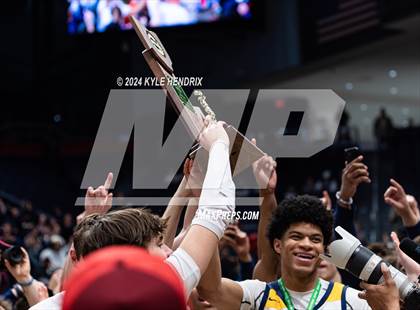 Thumbnail 1 in St. Ignatius vs. Centerville (OHSAA Division I Final) photogallery.