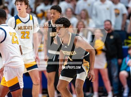Thumbnail 1 in St. Ignatius vs. Centerville (OHSAA Division I Final) photogallery.