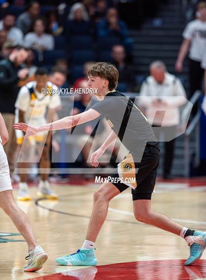 Thumbnail 3 in St. Ignatius vs. Centerville (OHSAA Division I Final) photogallery.