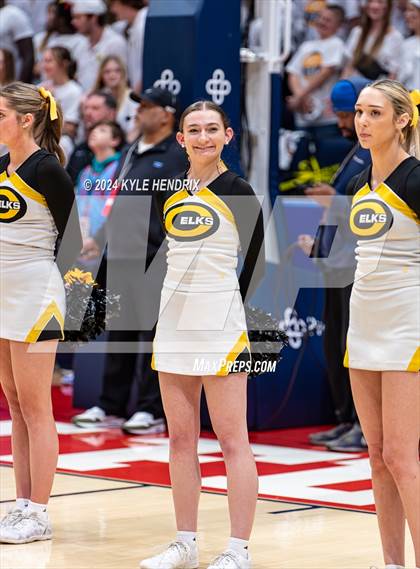 Thumbnail 1 in St. Ignatius vs. Centerville (OHSAA Division I Final) photogallery.