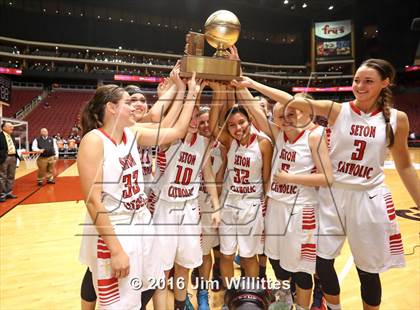 Thumbnail 2 in Seton Catholic vs. Cactus Shadows (AIA D2 Final) photogallery.