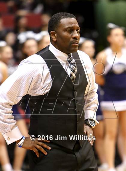 Thumbnail 3 in Seton Catholic vs. Cactus Shadows (AIA D2 Final) photogallery.