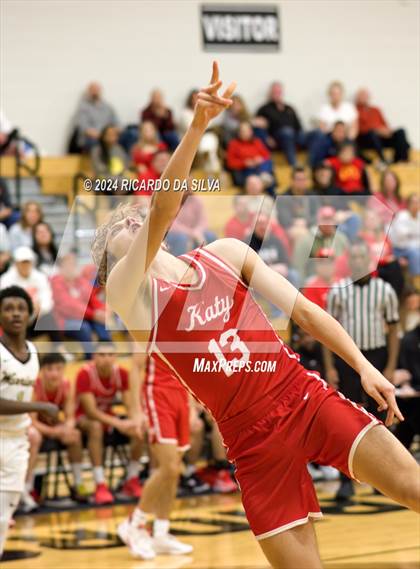Thumbnail 3 in Jordan vs Katy photogallery.