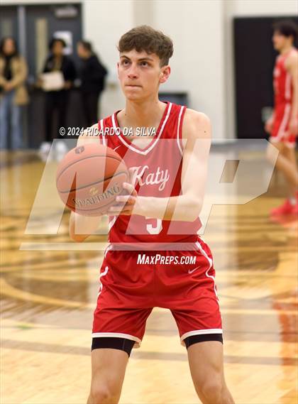 Thumbnail 3 in Jordan vs Katy photogallery.