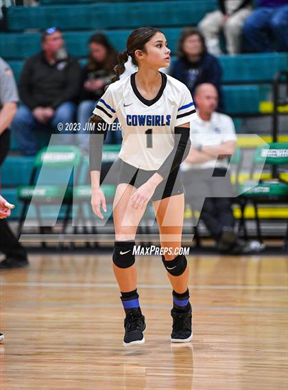 Thumbnail 1 in McMullen County vs Neches (UIL 1A Region IV Semifinal) photogallery.