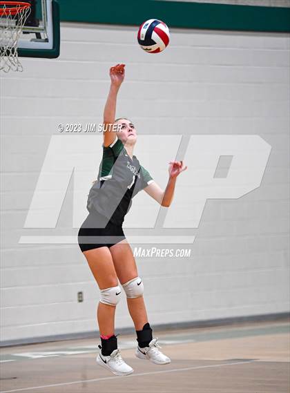 Thumbnail 1 in McMullen County vs Neches (UIL 1A Region IV Semifinal) photogallery.