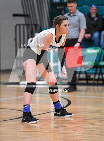 Thumbnail 3 in McMullen County vs Neches (UIL 1A Region IV Semifinal) photogallery.