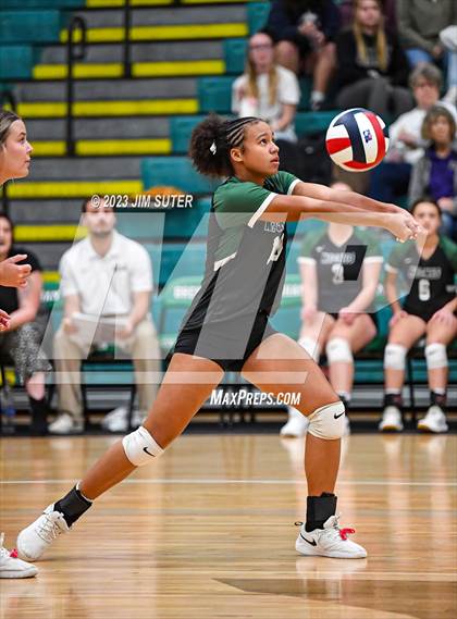 Thumbnail 3 in McMullen County vs Neches (UIL 1A Region IV Semifinal) photogallery.